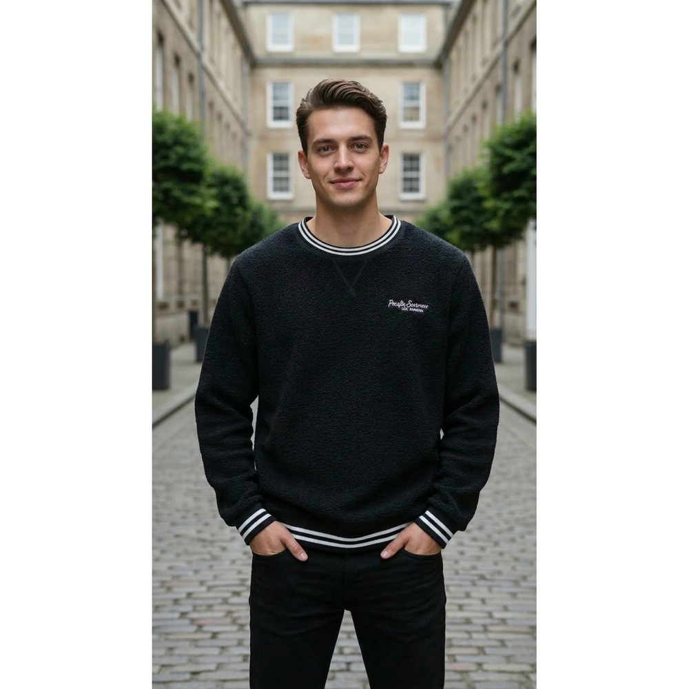 PacSun Black Sherpa Fleece Sweater Medium Striped Trim‎ Crewneck Pullover